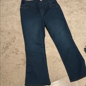 Women's pull on Blue Jeans